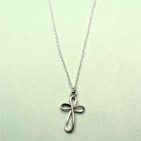 loop cross necklace - 925 Sterling silver necklace - Picture 6 of 7
